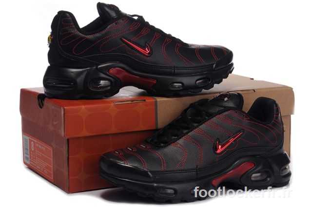 baskets tn requin aprixreduit france acheter requin tn enstock.JPG